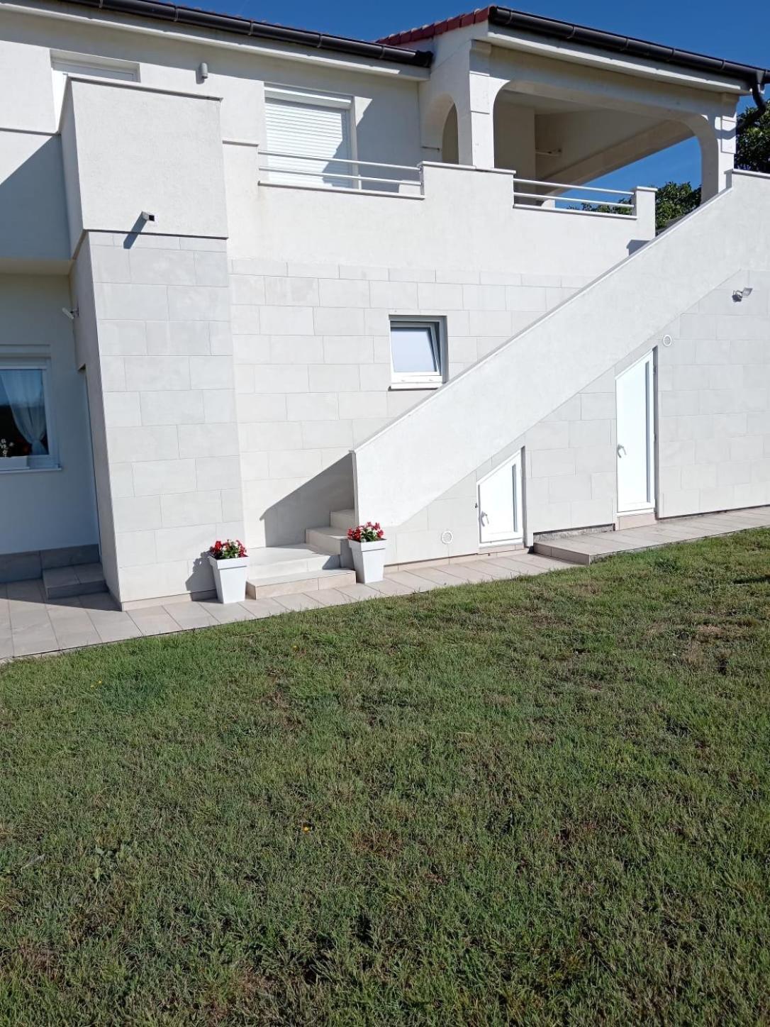 Apartmani Sol Vlasici Pag Town Zewnętrze zdjęcie